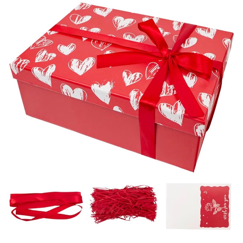 Red Heart Gift Box Set